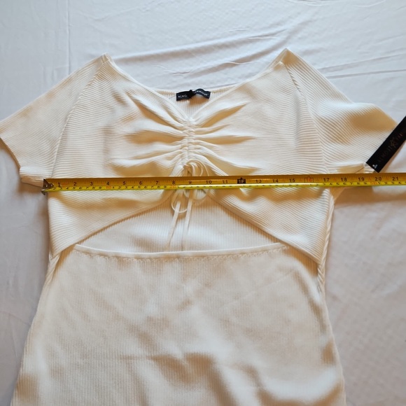 Women’s Dress Almost Famous Ivory SHORT SLEEVE Size 3XL - Picture 7 of 11